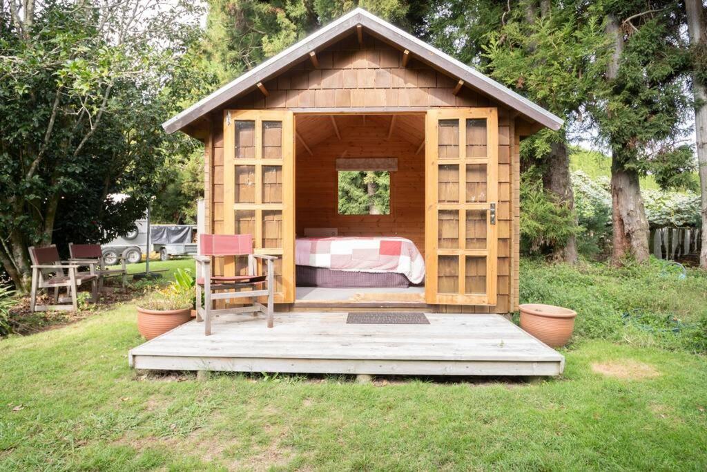 Tui Ridge Eco Cabins Aongatete Экстерьер фото